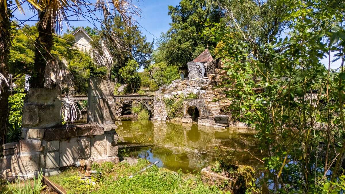 Maison à BEAULIEU-SUR-DORDOGNE