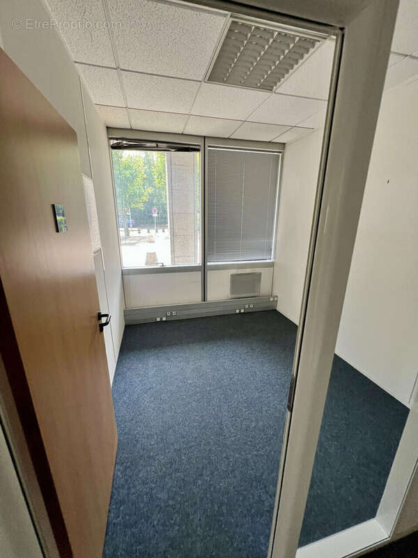 Commerce à VILLEPINTE