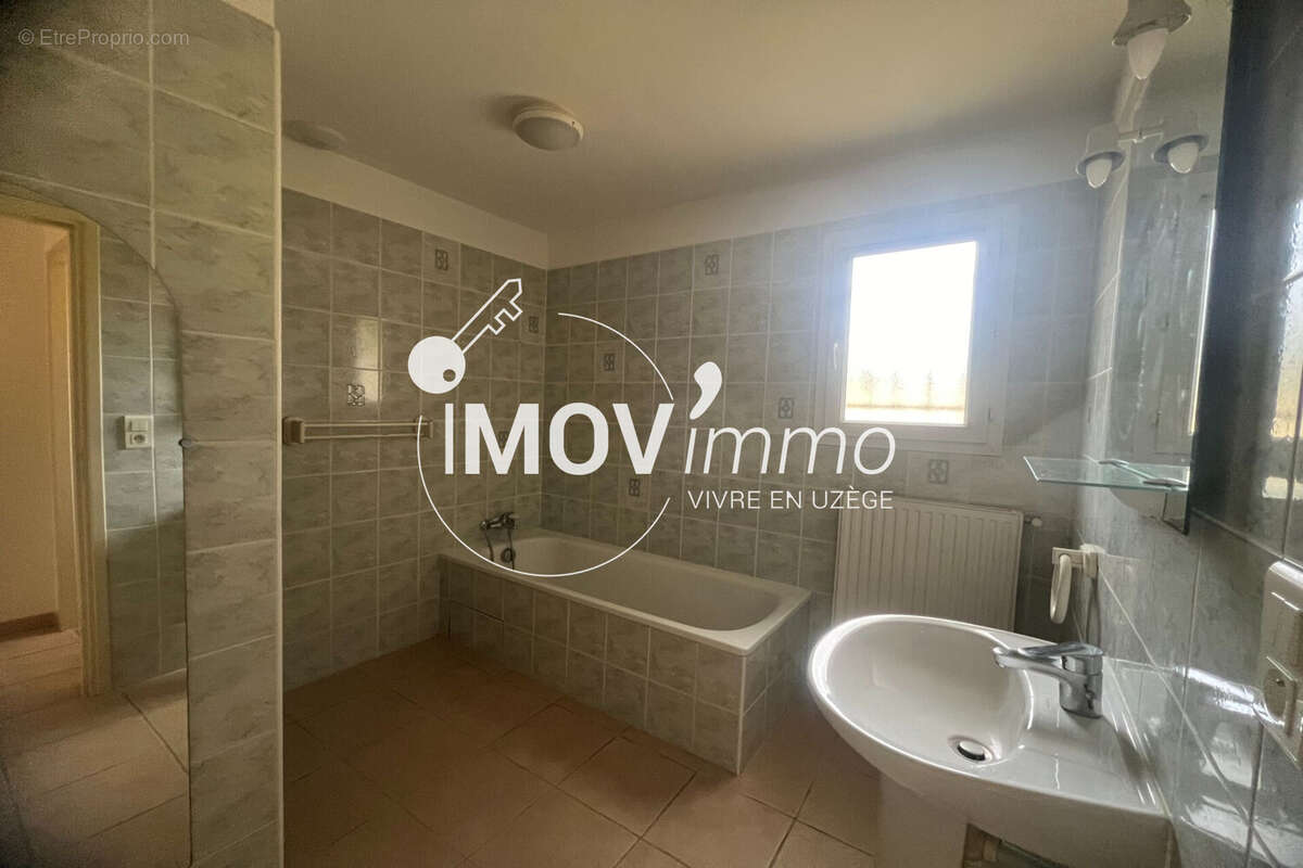 Maison à SAINT-QUENTIN-LA-POTERIE