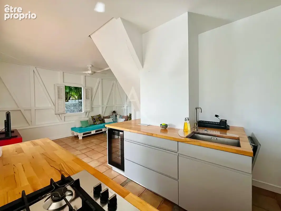 Coup de coeur, villa avec piscine, vue dégagée et fort potentiel locatif aux Trois-Îlets - photo 6