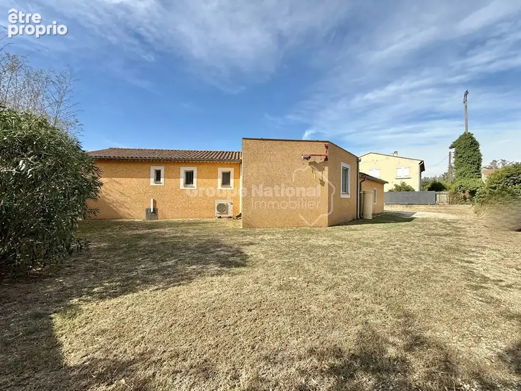Villa contemporaine avec piscine sur grand terrain arboré, Montfrin - photo 17