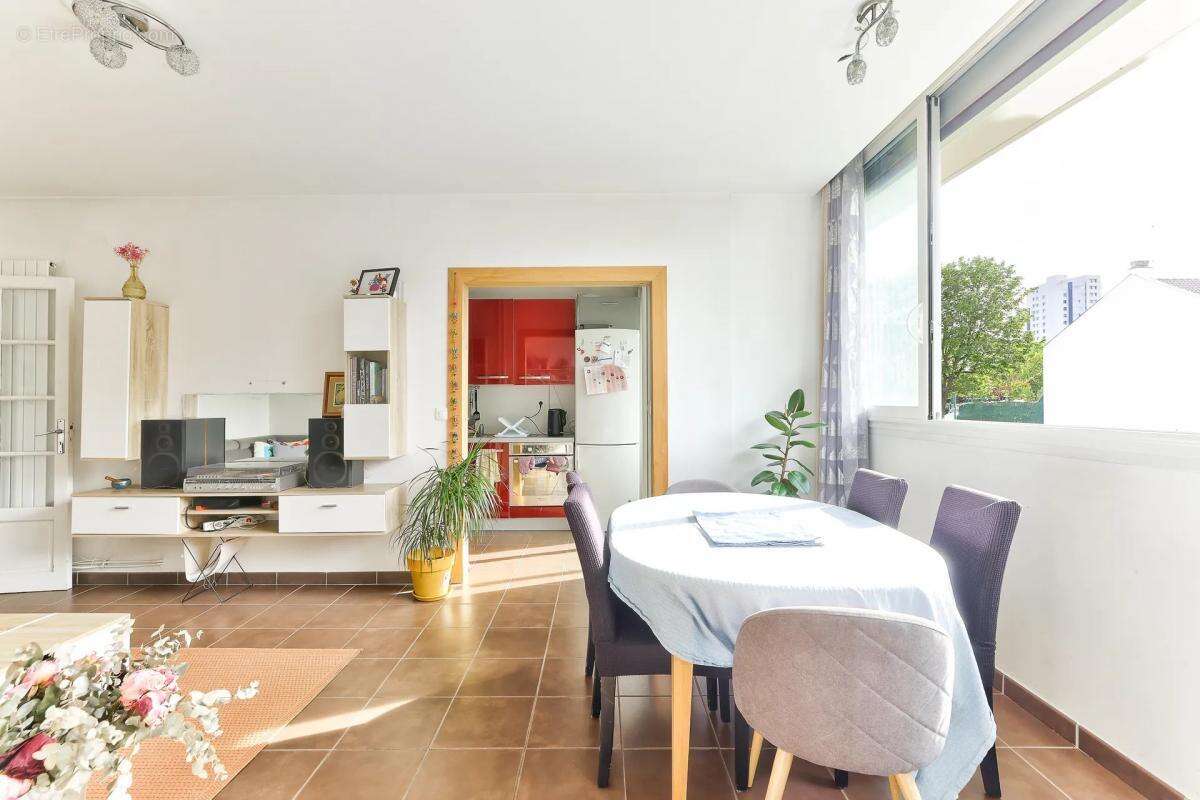 Appartement à GENNEVILLIERS