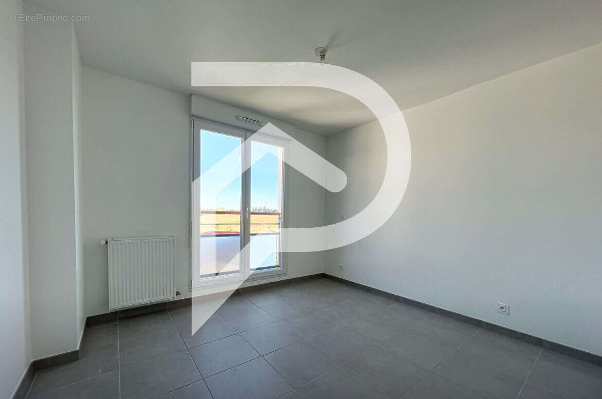 Appartement à CHENNEVIERES-SUR-MARNE