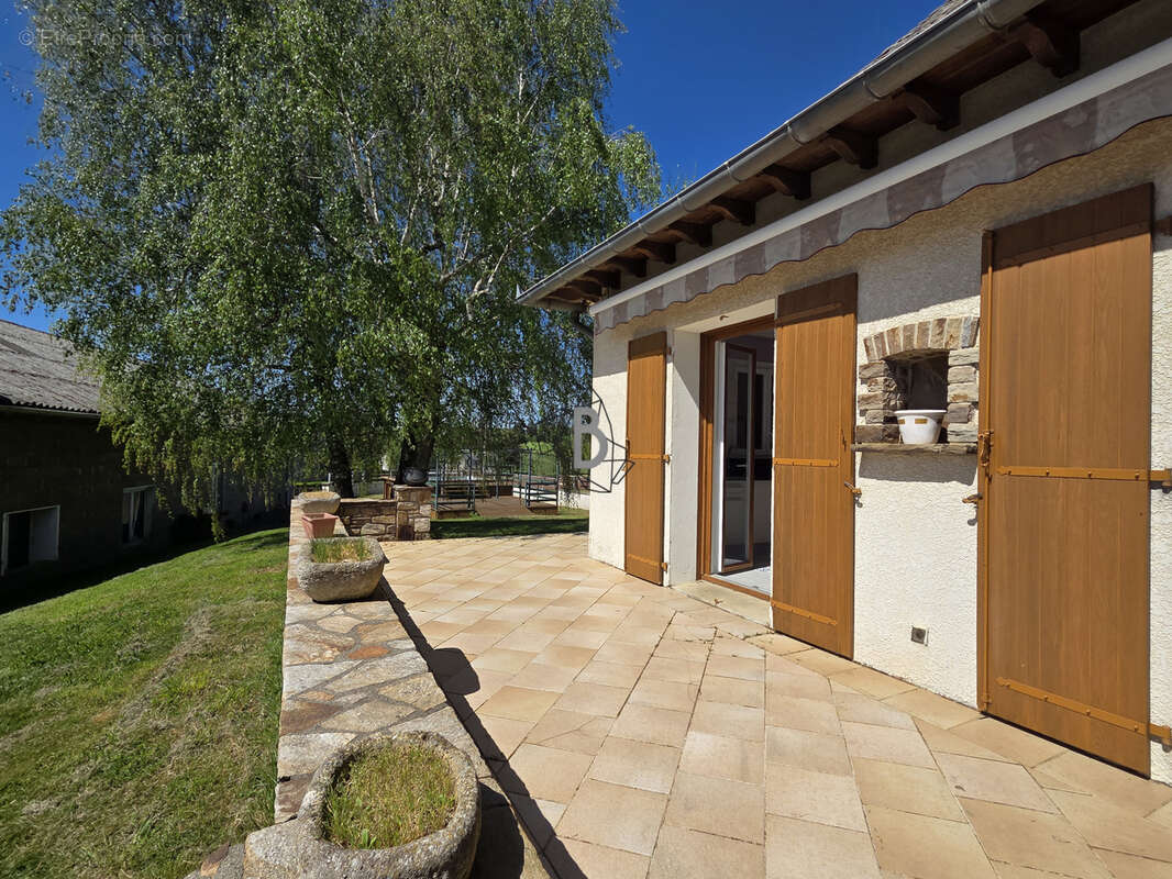 Maison à RULLAC-SAINT-CIRQ