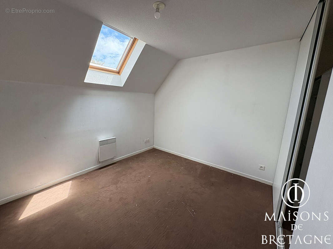 Maison T4 de 85 m² avec jardin et garage ROSPORDEN - photo 8