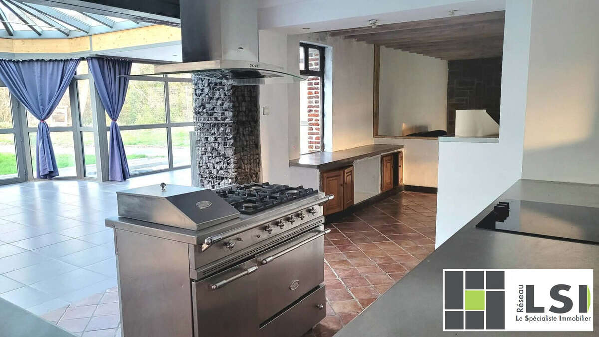 Maison à HON-HERGIES