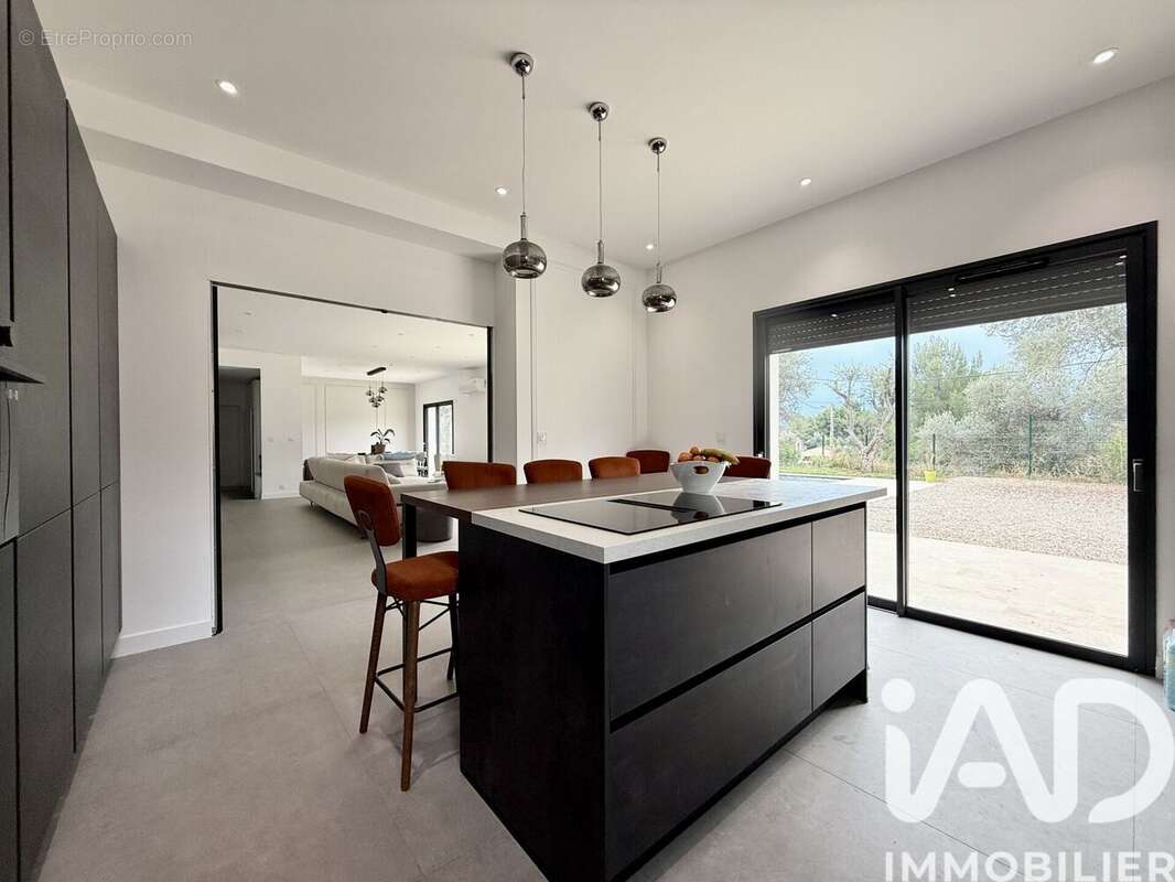 Photo 6 - Maison à SAINT-MARTIN-DU-VAR