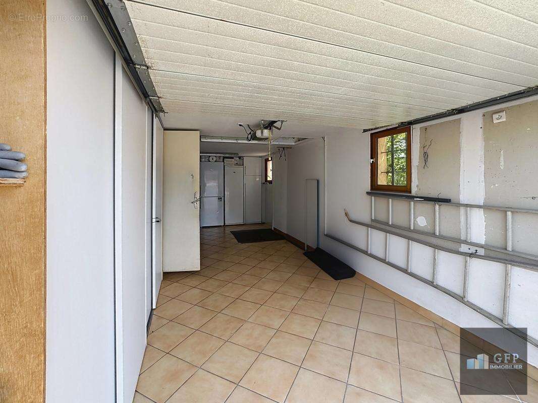 Maison à LA LONDE-LES-MAURES