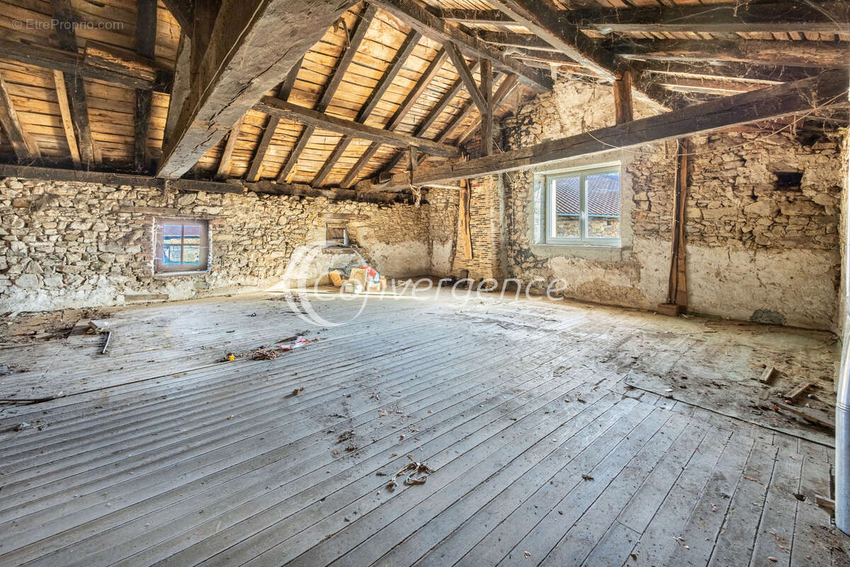 Maison à SAINT-AUVENT