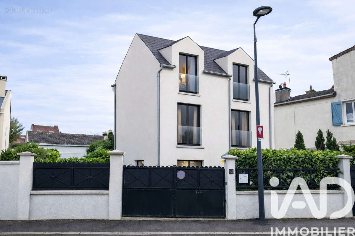 Photo 2 - Maison à MEUDON