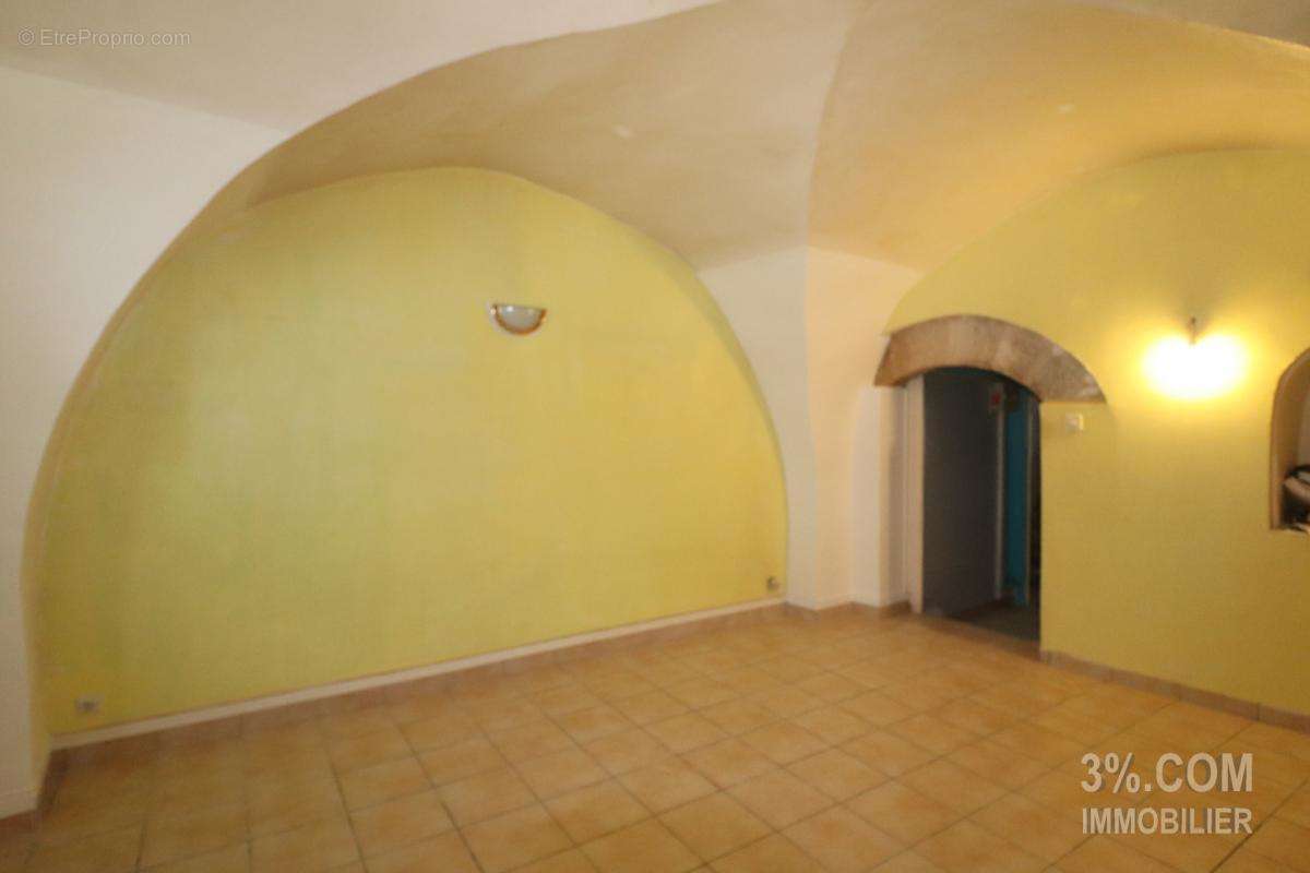 Maison à LIVRON-SUR-DROME