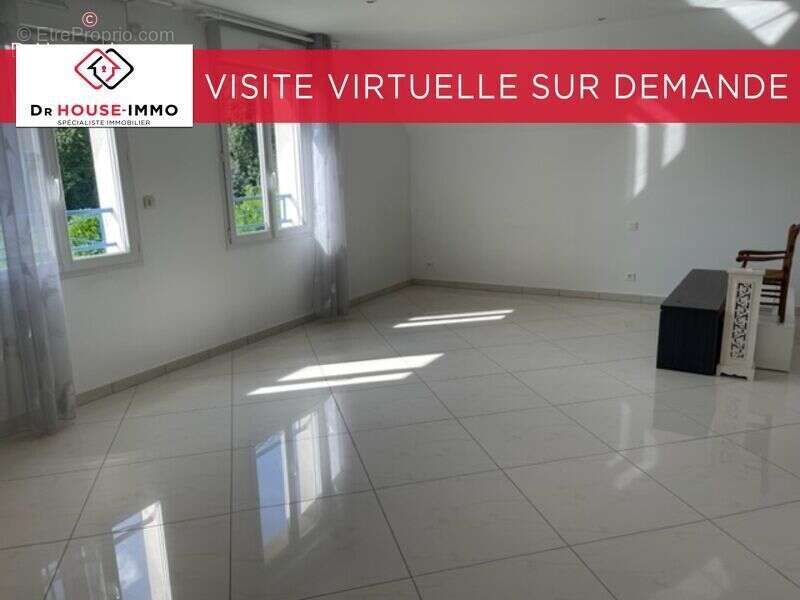 Maison à SAINT-PIERRE-LES-NEMOURS