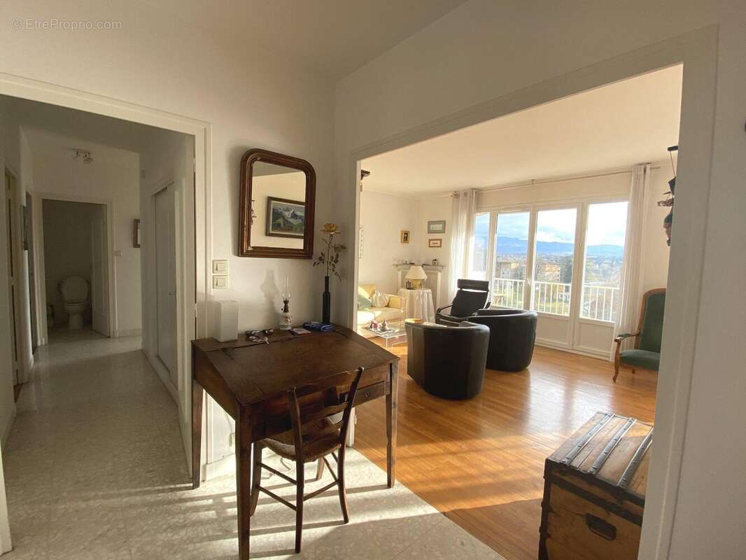 Appartement à ROMANS-SUR-ISERE