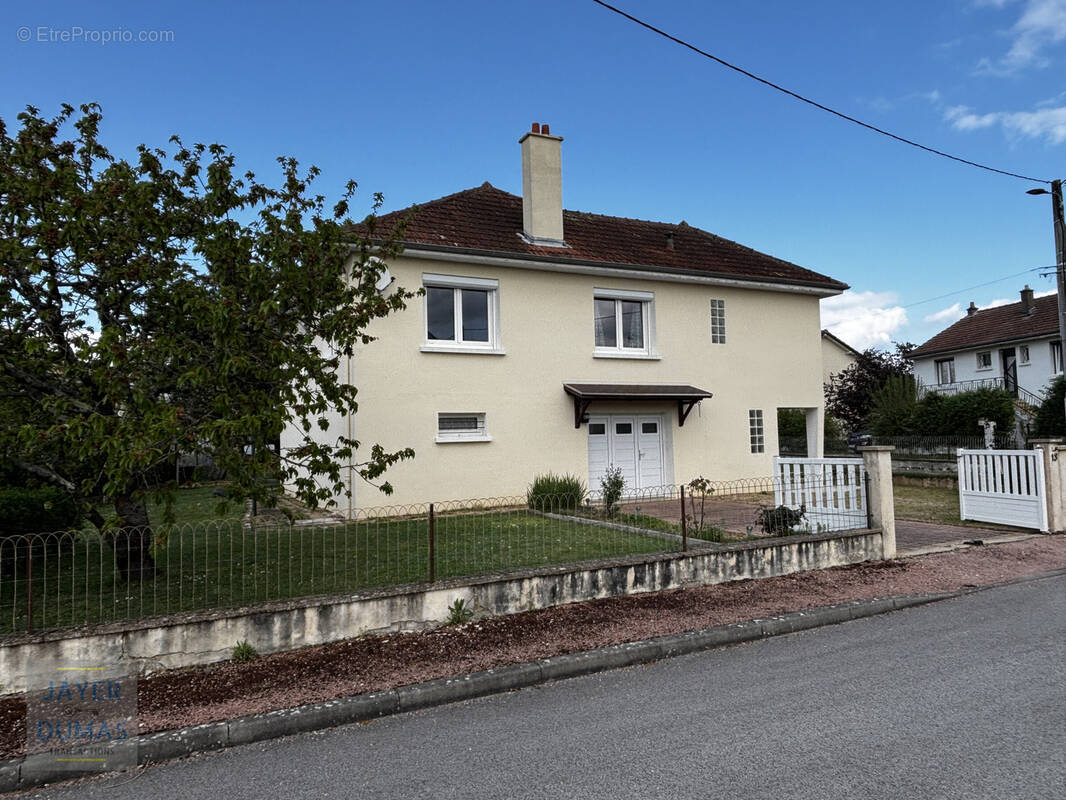 Maison à CRISSEY