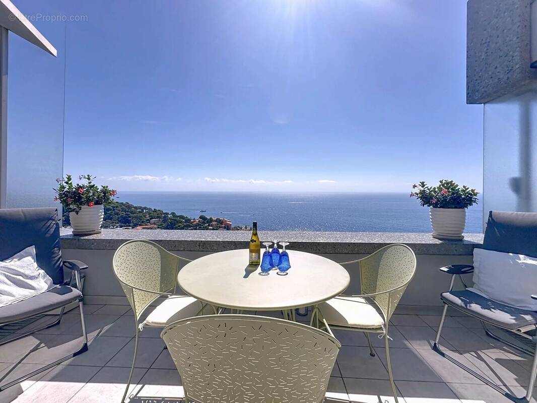 Photo Appartement à Cap-D'ail au prix de 365 000€