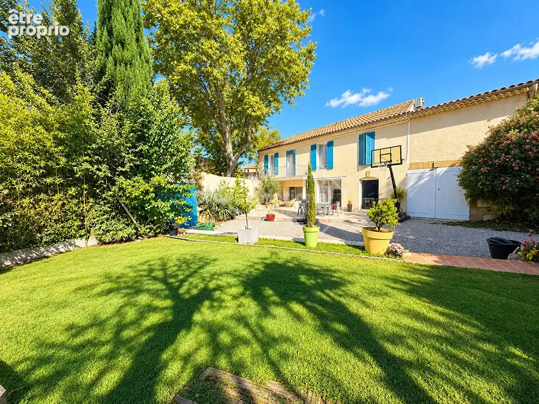 Maison à PELISSANNE