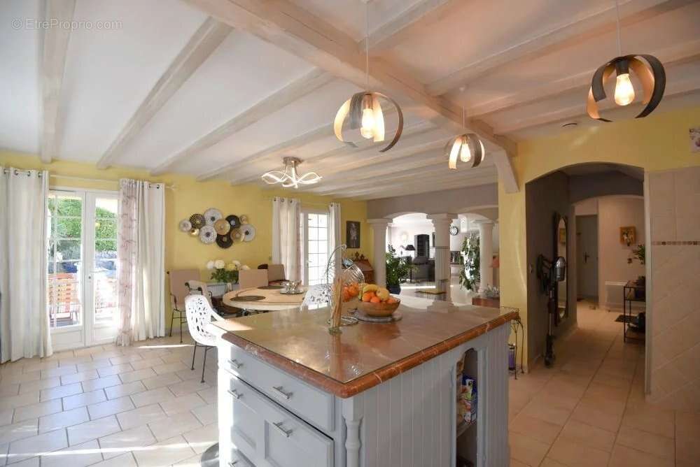 Maison à LES ADRETS-DE-L&#039;ESTEREL