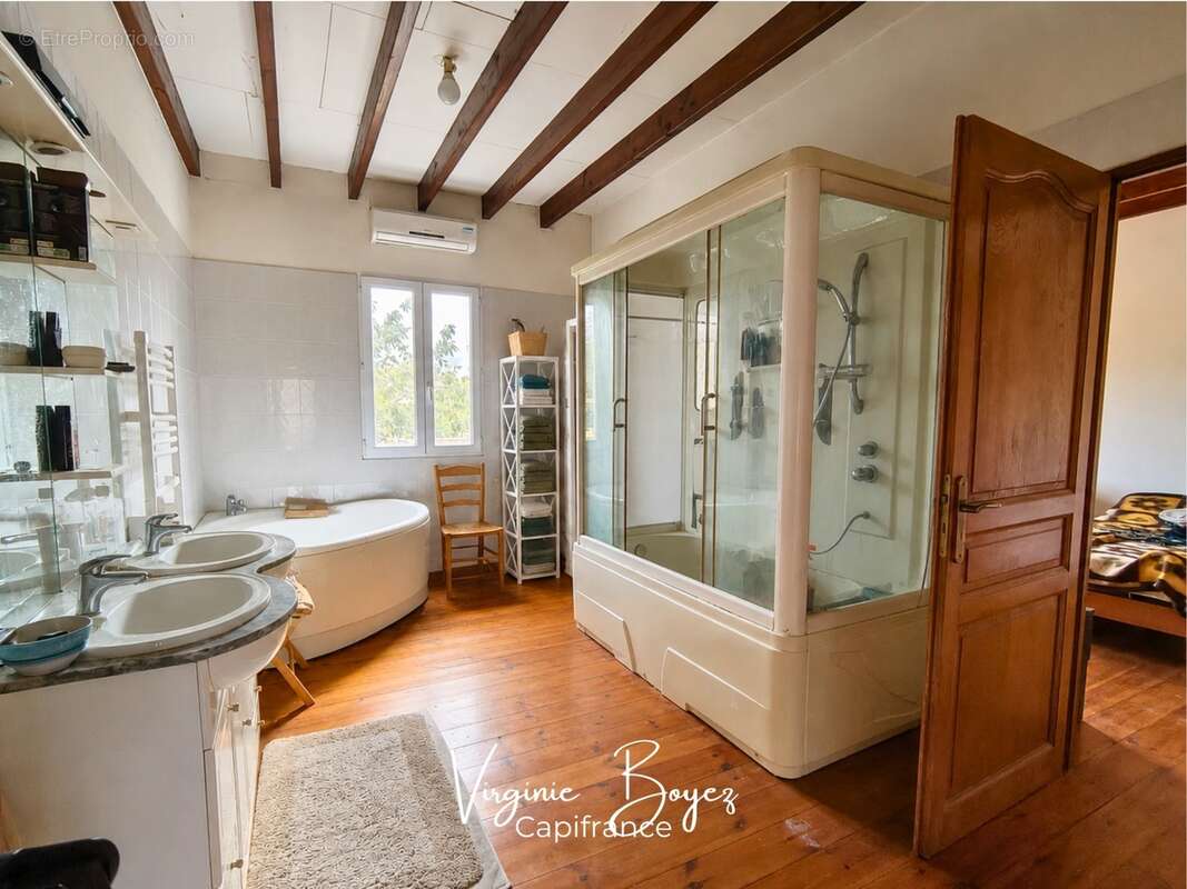 Propriété familiale de 240 m² – Plain-pied – Terrain de 3 000 m² – Oye-Plage - photo 10