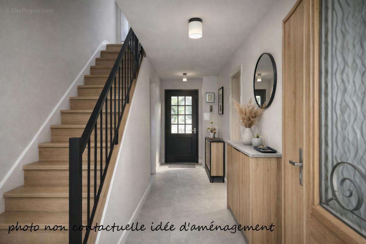 Maison à ROUGEGOUTTE