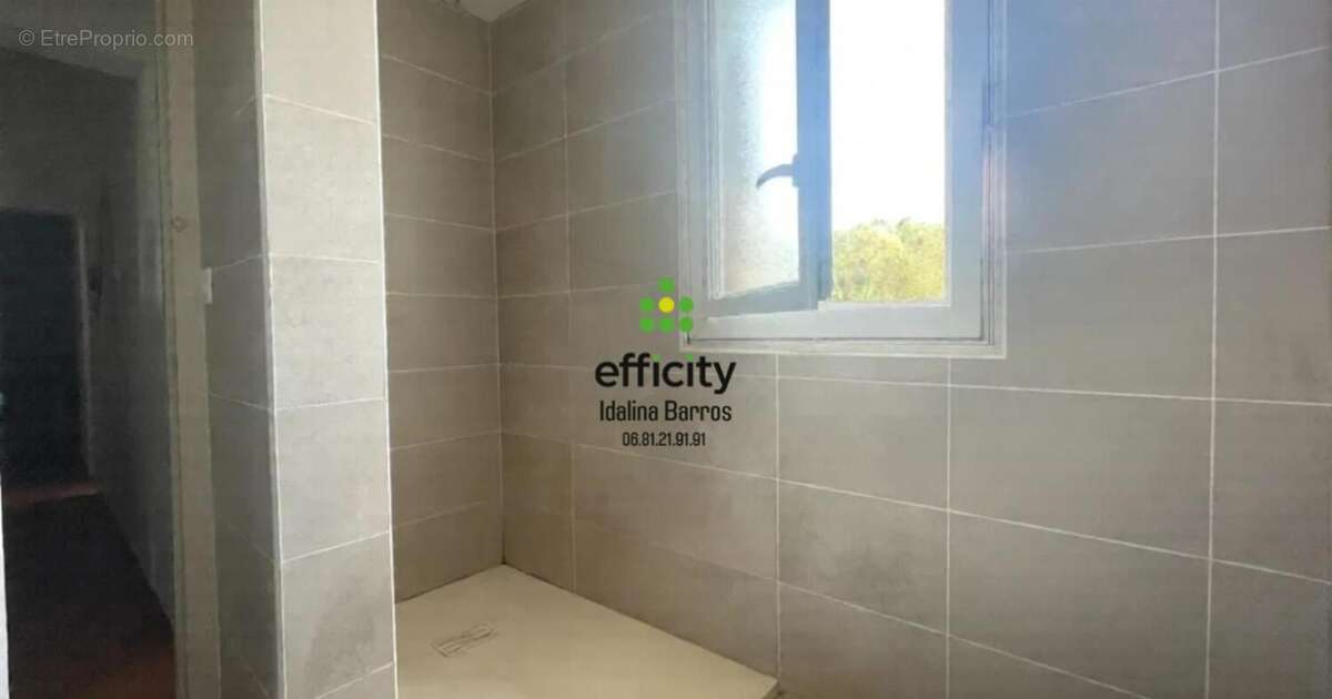 Maison 158 m² à Mouthiers-Sur-Boeme  - photo 12