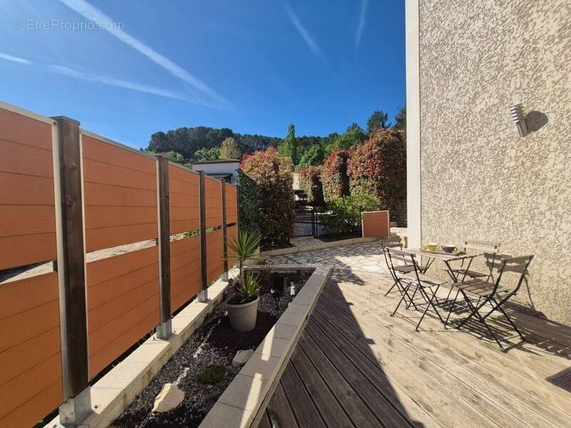 Maison à SOLLIES-VILLE