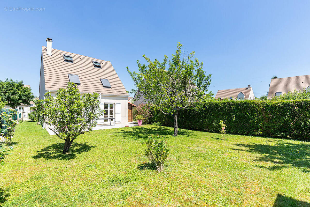Maison à VILLEJUST