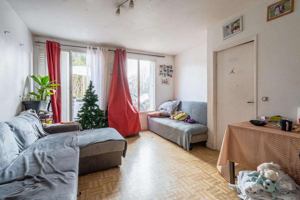 Appartement à LIVRY-GARGAN