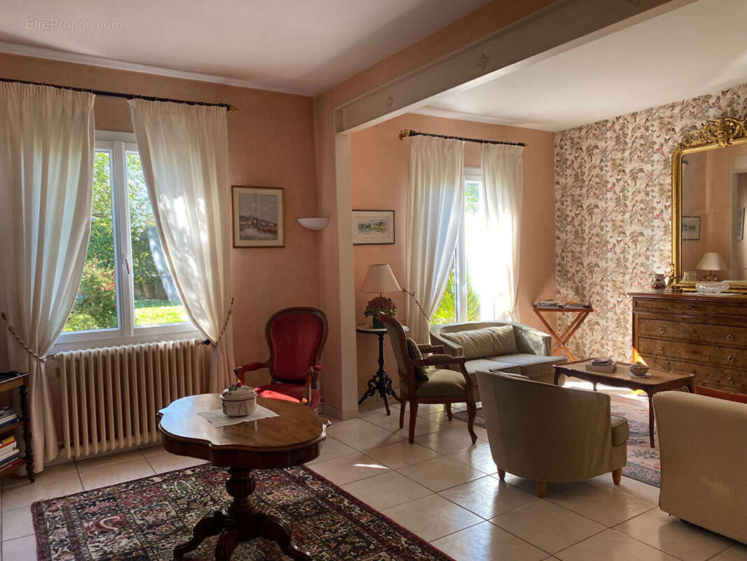 Charmante maison plein Sud de 100 m² sur une parcelle de 224 m² - photo 3