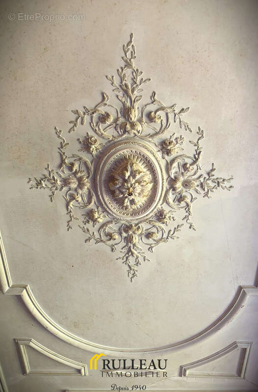 Maison à SABLONS