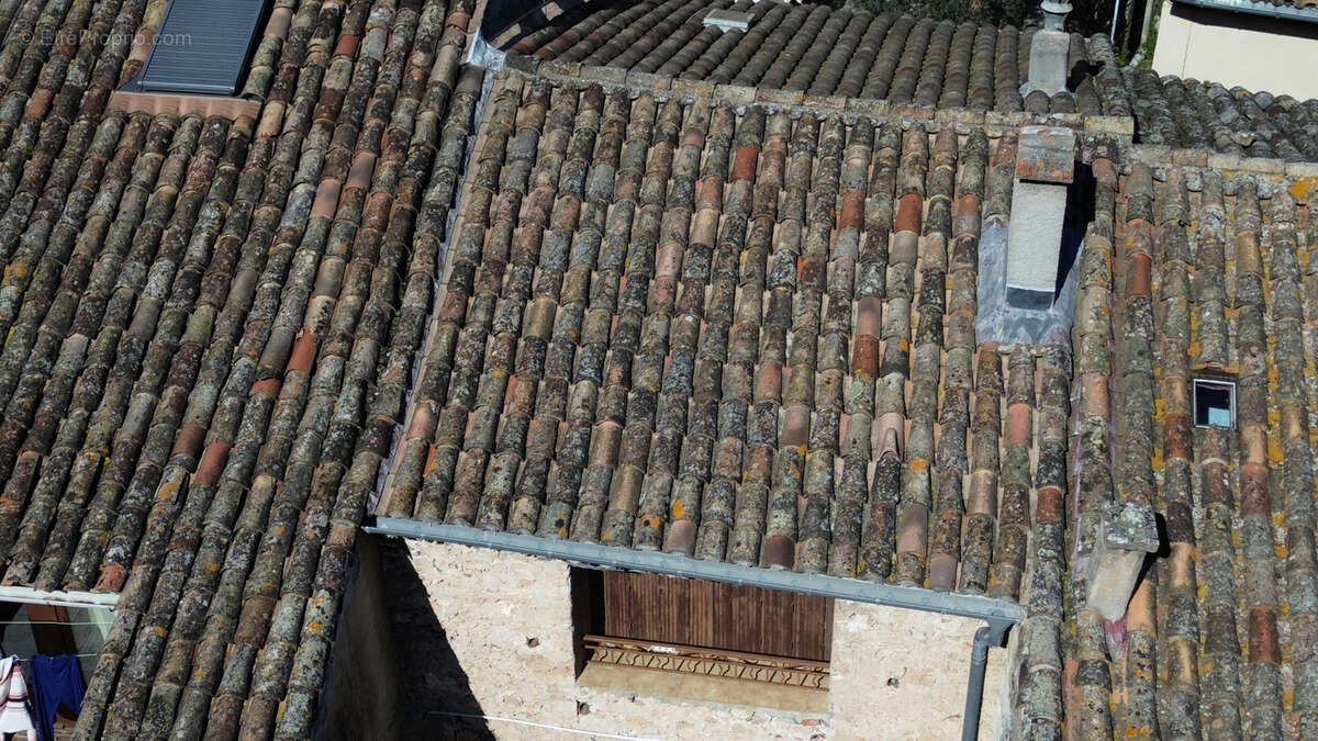 Maison à SAINT-GUILHEM-LE-DESERT