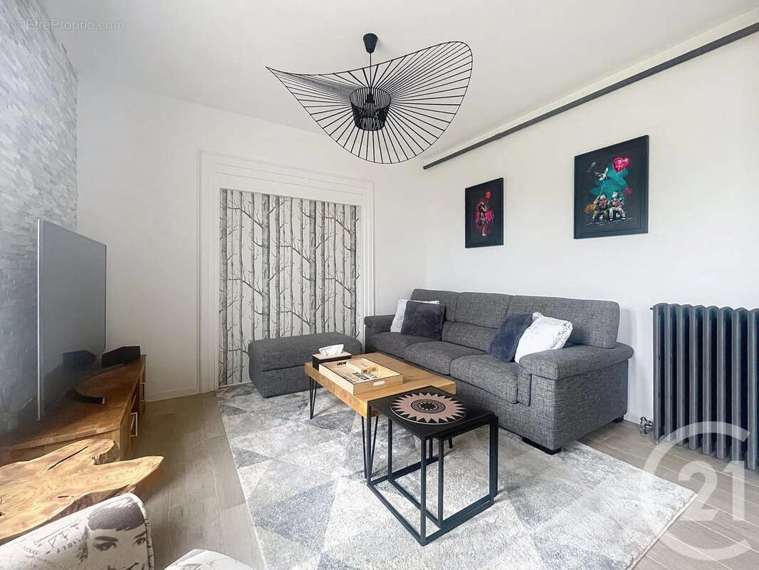 Maison à VARENNES-SUR-SEINE