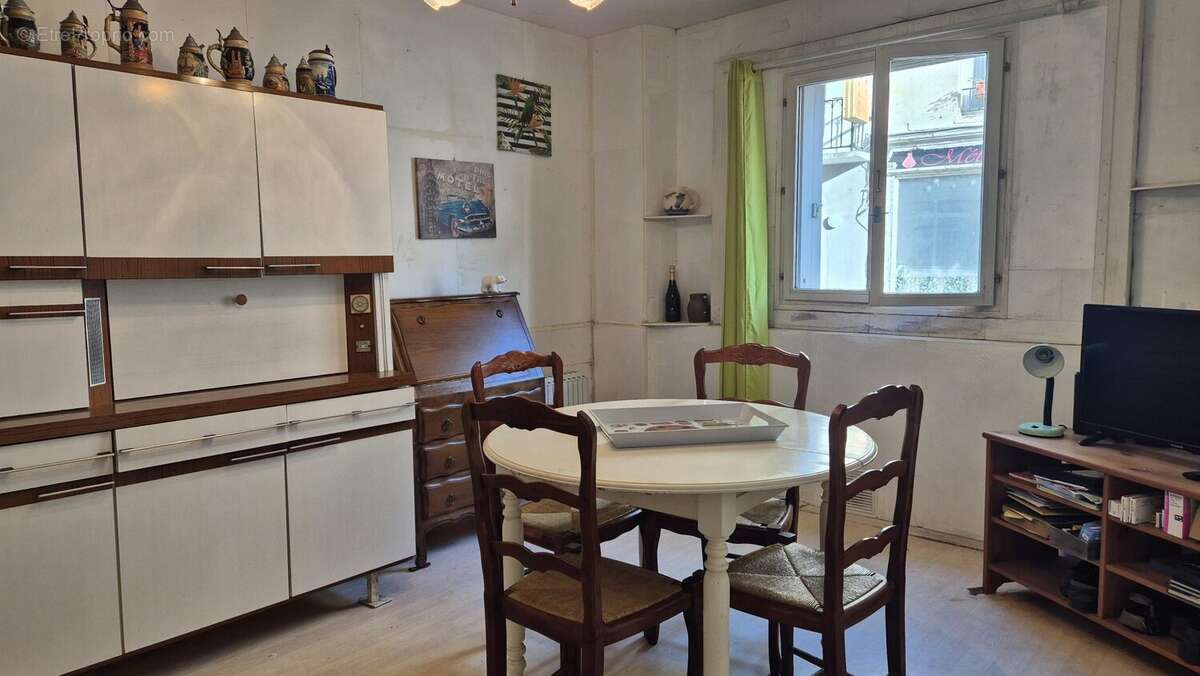 pièce à vivre - Appartement à ROMENY-SUR-MARNE