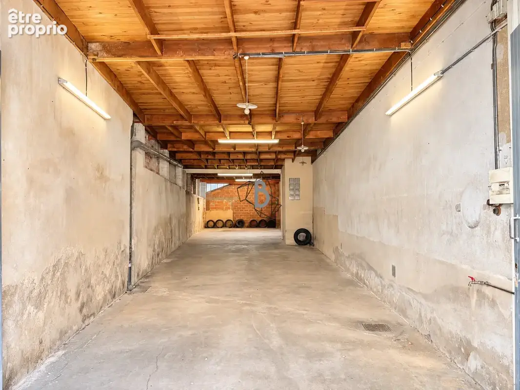 Garage - 111 m2 - hypercentre de carmaux - photo 2