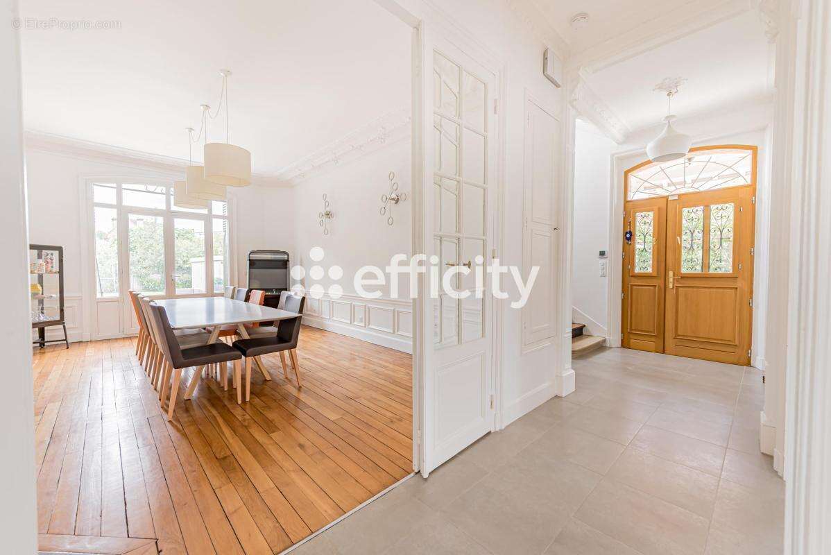 Maison à ABLON-SUR-SEINE