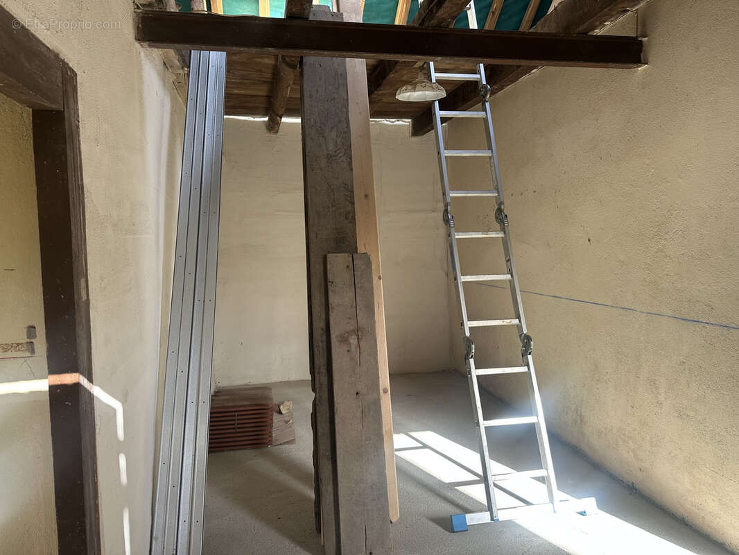 Maison de campagne sur 14 hectares à 280m du 1er voisin ! - photo 12