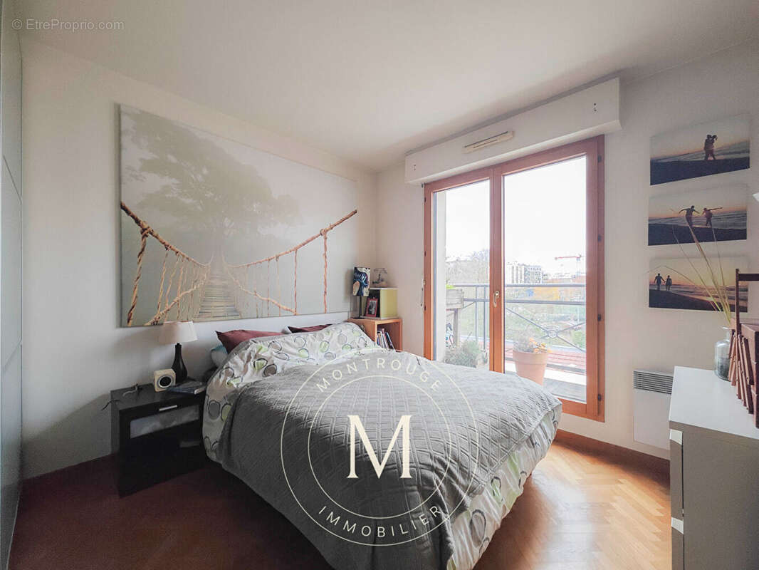 Appartement à MONTROUGE