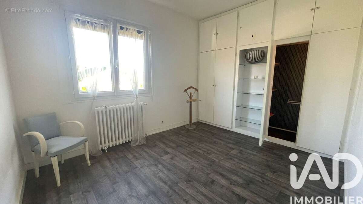 Maison 101 m² à Bergerac  - photo 7