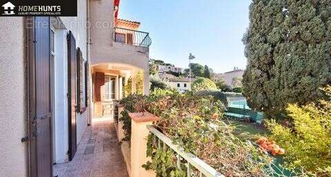 Maison 159 m² à Villefranche-Sur-Mer  - photo 3