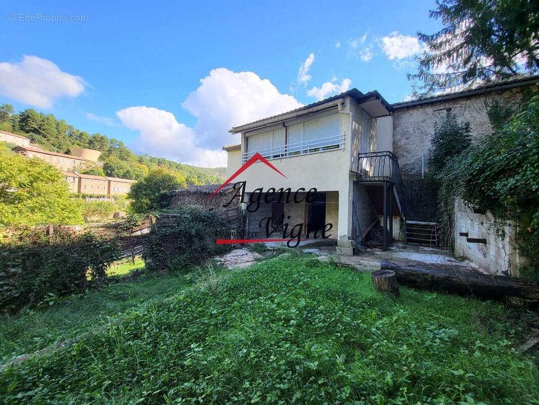 Maison à ROBIAC-ROCHESSADOULE