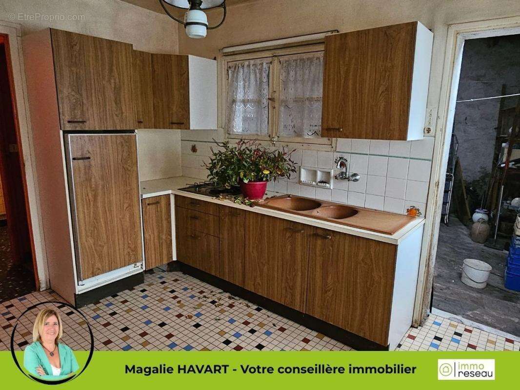Maison à MEZIERES-EN-BRENNE