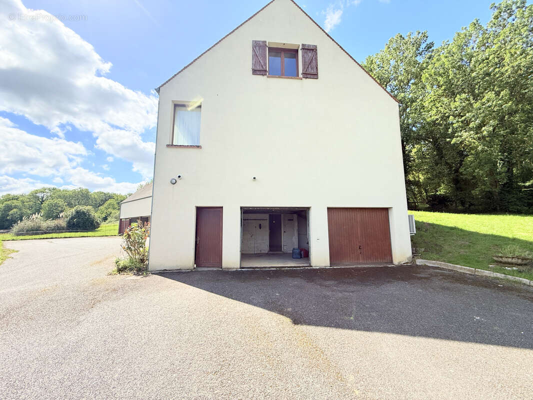 Maison à COULOMMIERS