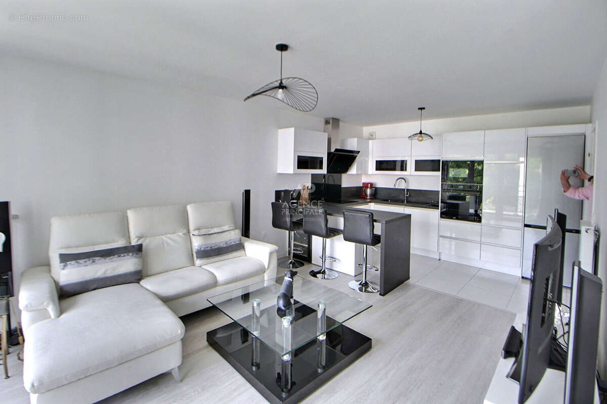 Appartement à VERNEUIL-SUR-SEINE