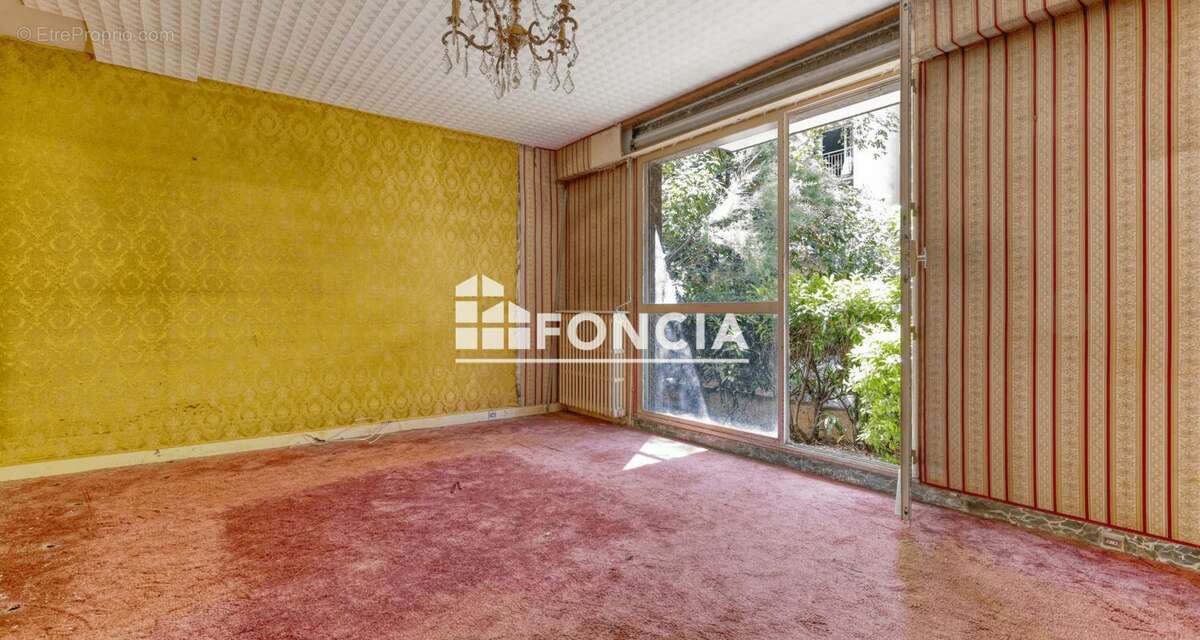Appartement à ISSY-LES-MOULINEAUX