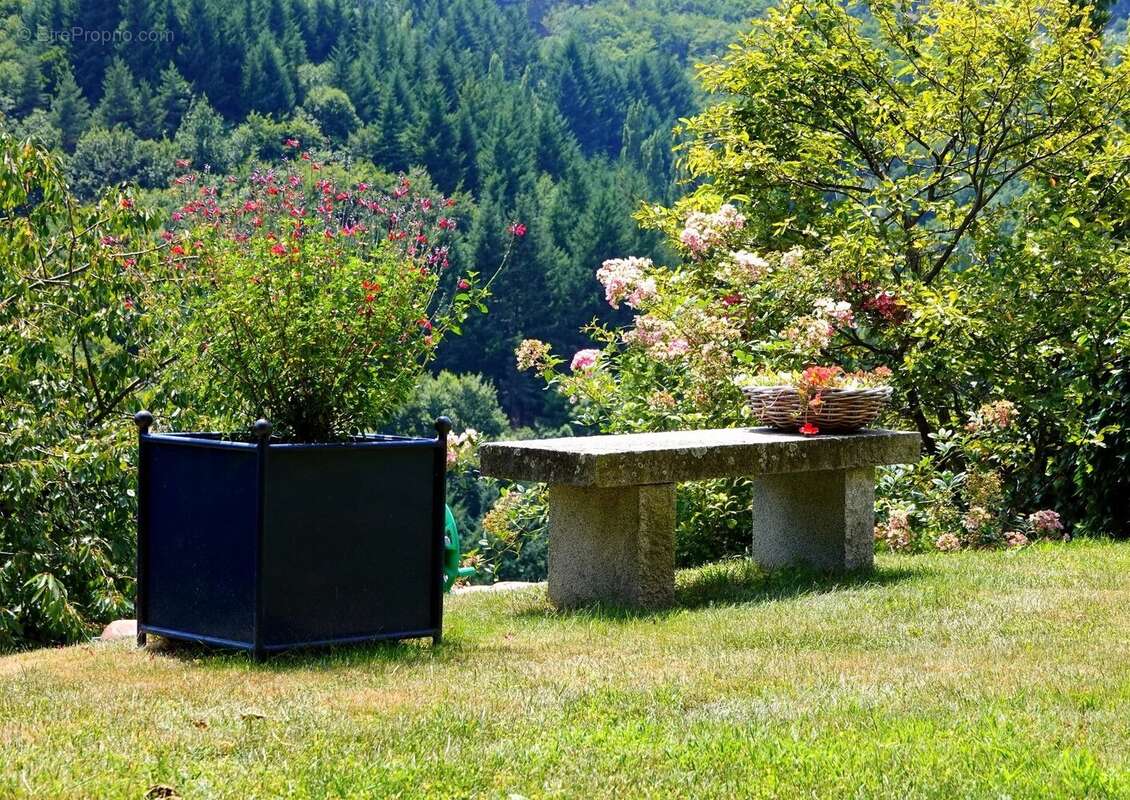 Appartement à PRIVAS