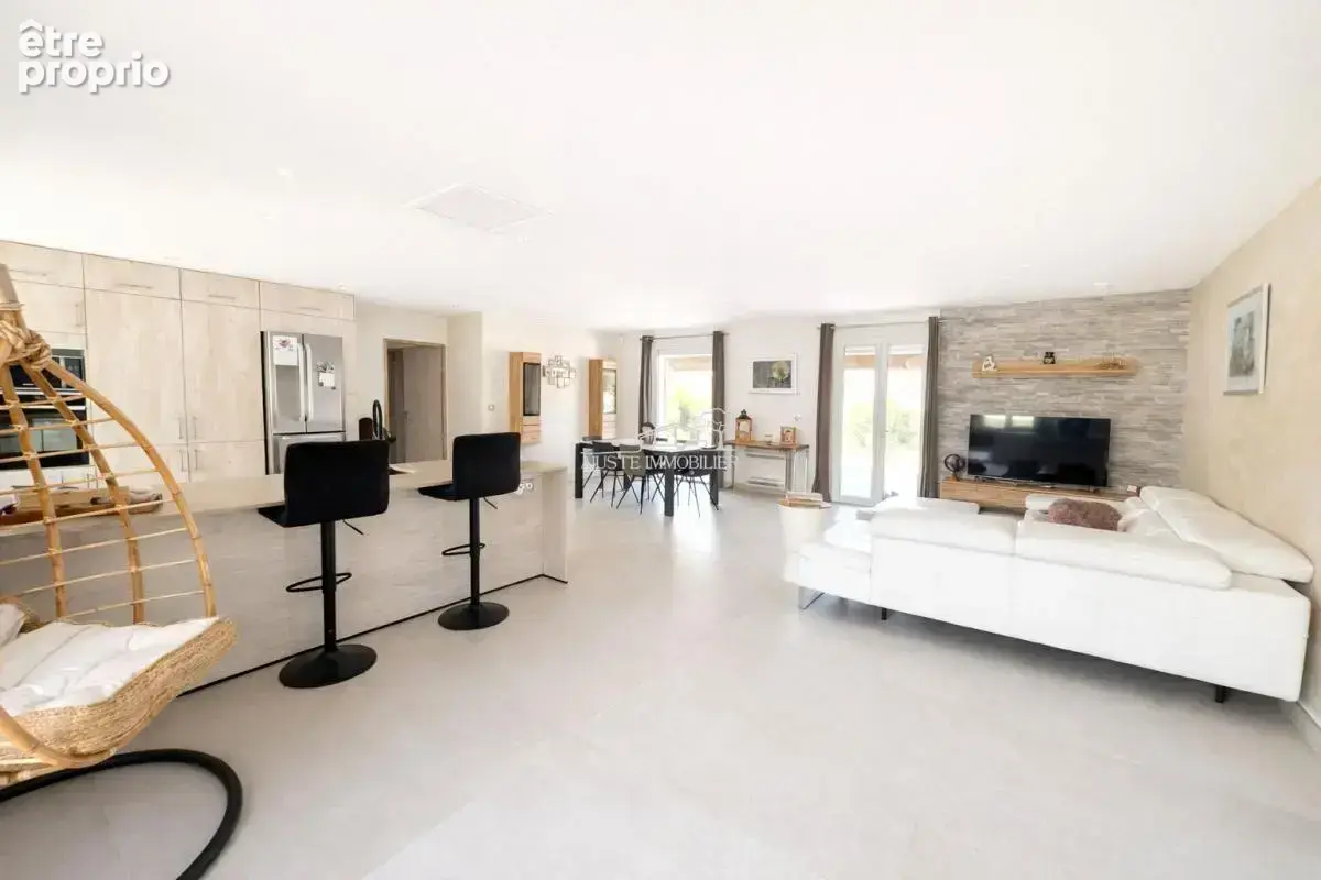 À VENDRE - Superbe maison de plain-pied à Gignac-la-Nerthe - photo 2