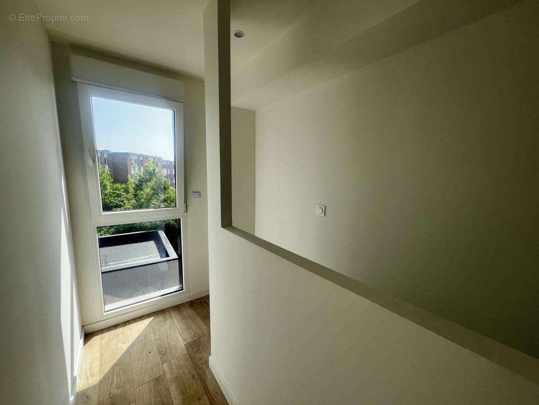 Appartement à MONS-EN-BAROEUL