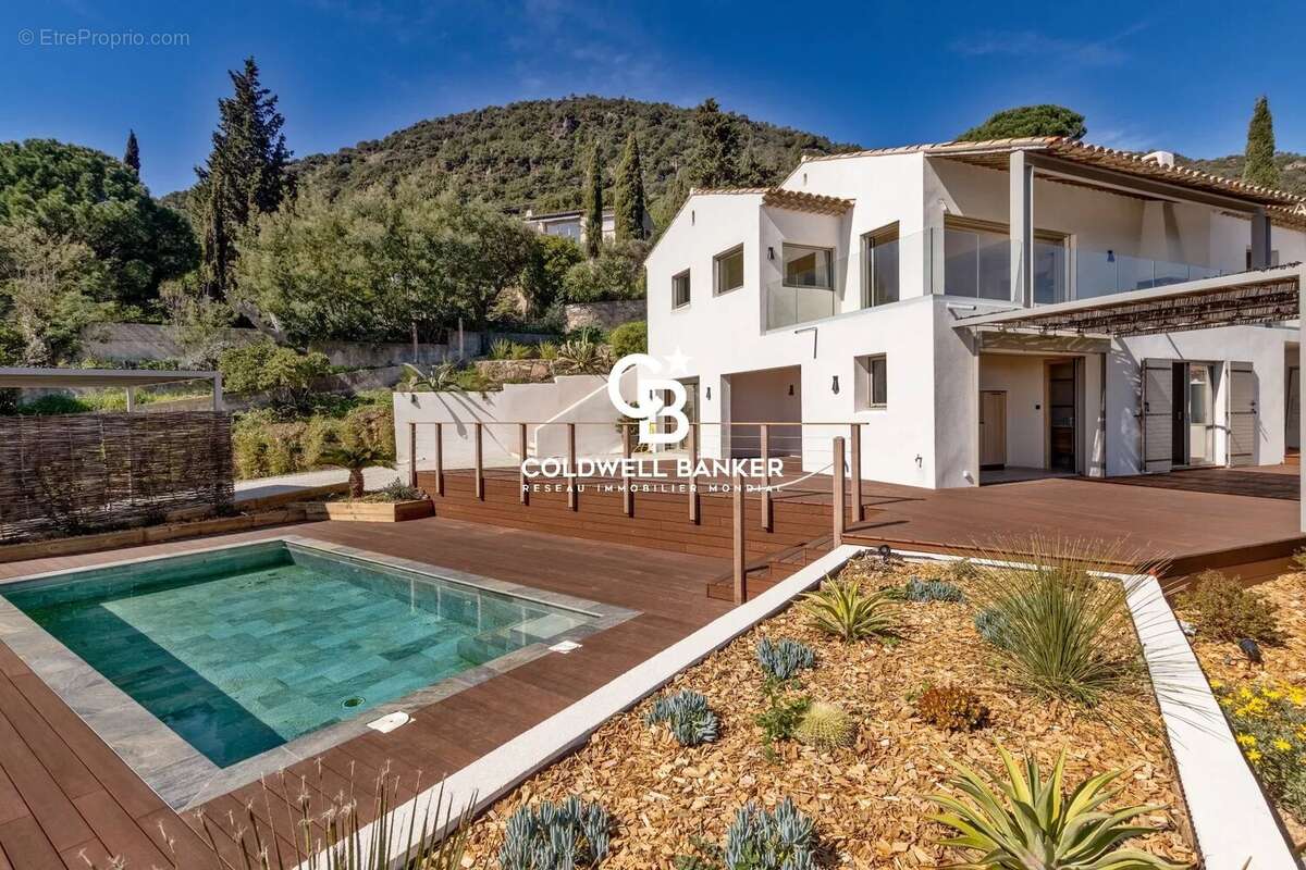 Maison à CAVALAIRE-SUR-MER