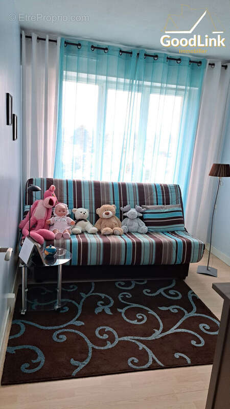 Appartement à CHILLY-MAZARIN