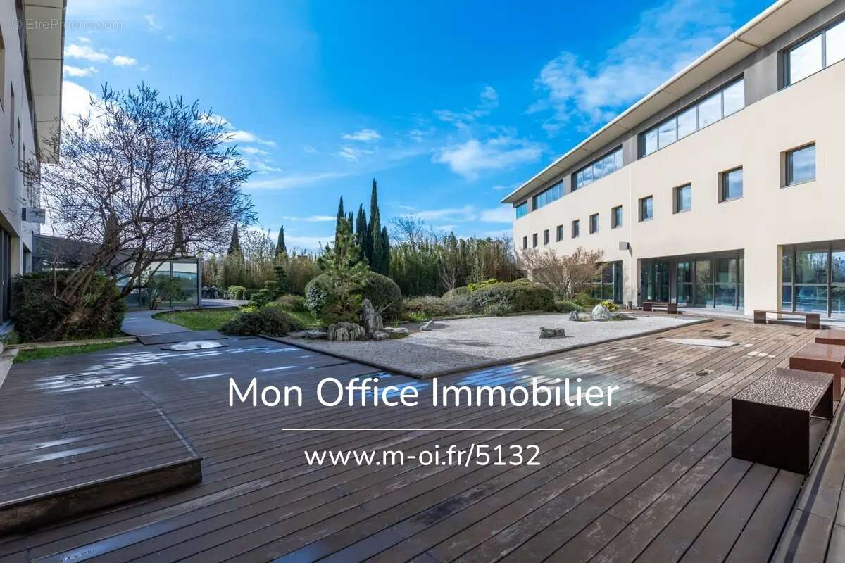 Commerce à MARSEILLE-15E