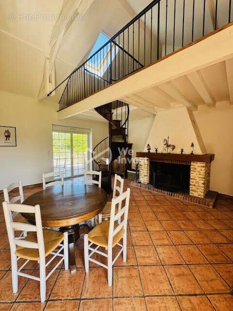Maison à ORPHIN